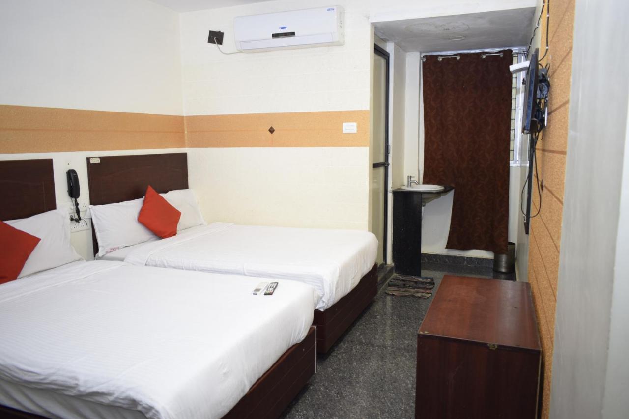 Hotel Boopathi Madurai Exterior photo