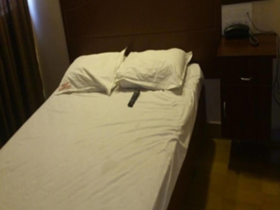 Hotel Boopathi Madurai Exterior photo
